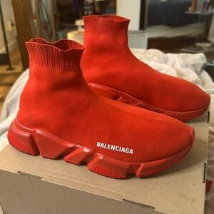 Balenciaga men’s trainers size 8 like new